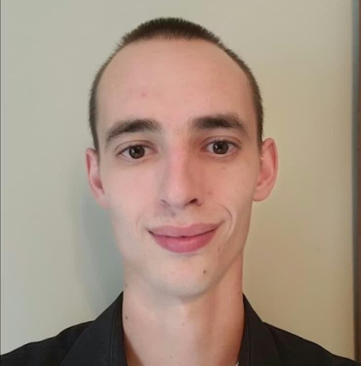 Lucas Greenwell headshot
